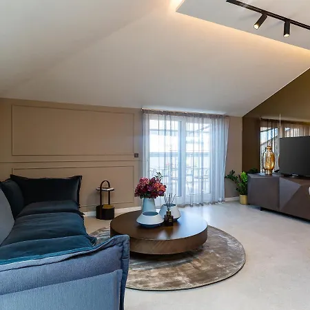 Design Penthouse No 23 Apartman *
