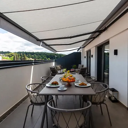Design Penthouse No 23 Apartment