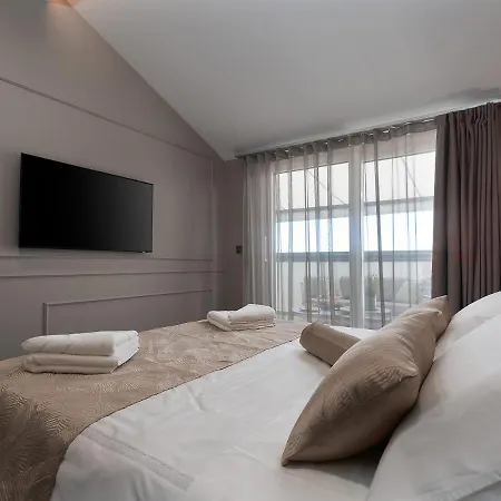 Design Penthouse No 23 Porec